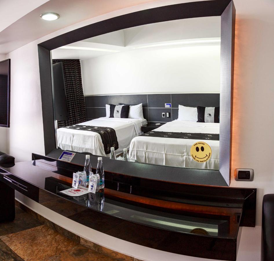 Hotel Ibiza Plaza Mexico Extérieur photo